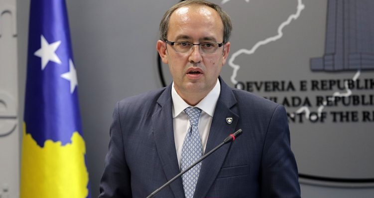 Përgjigjet Avdullah Hoti kur pyetet se a do të jetë kandidatë i LDK-së për kryeministër