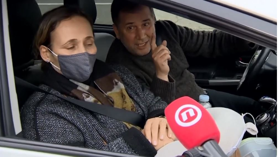 Priti 10 orë në kufirin e Kroacisë, nervozohet mërgimtari kosovar: S’ka banjo, s’o normale kjo