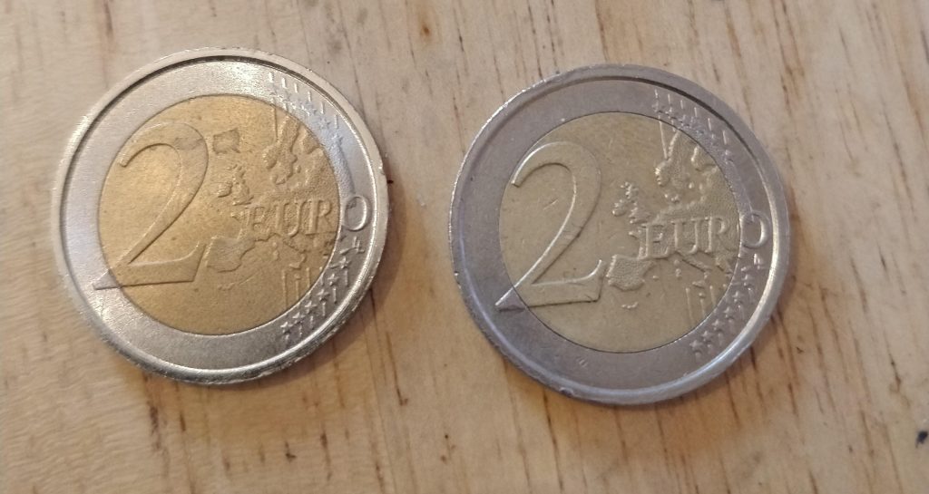 Shtohen paratë false – dominon monedha dy euro