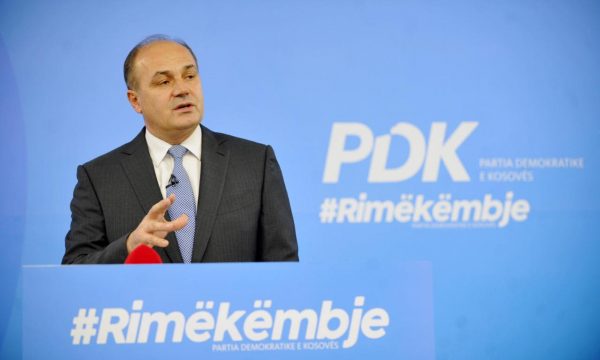 Hoxhaj për Kurtin: Nuk po refuzon debatin, por qytetarët e Kosovës që duan të dinë për programet