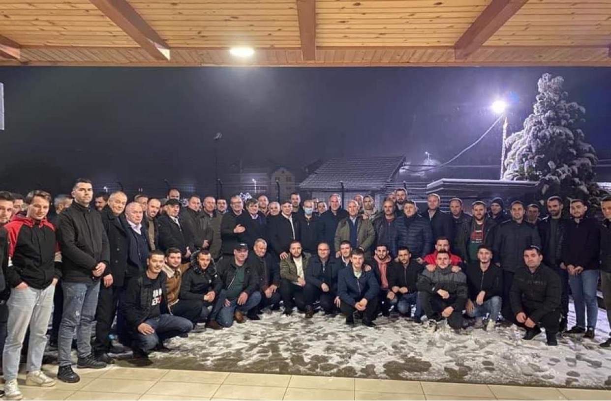 Fatmir Limaj merr mbështetje në Malishevë