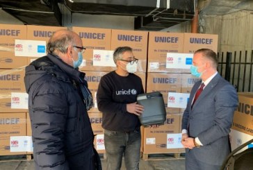 Kosova furnizohet me 1 mijë e 344 transportues të vaksinave kundër COVID-19