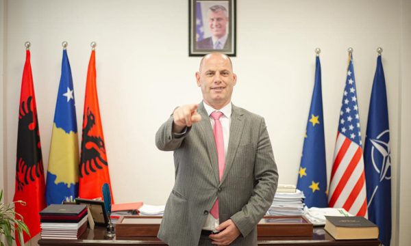 Lladrovci: Bëjmë koalicion me partitë tjera vetëm nëse shkrihen në PDK