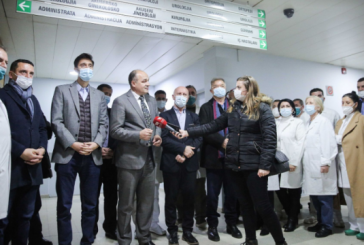 Hoxhaj: Mjekëve dhe infermierëve do t’ua rrisim pagat për 30% në muajt e parë të qeverisjes