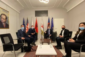 15 vjeçari anëtarësohet në LDK, e pret Isa Mustafa