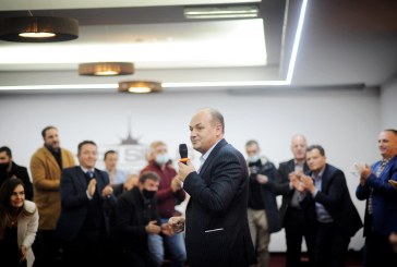 Hoxhaj për Kurtin e Haradinajn: Nuk mund të kemi kryeministra që prishin punë me Evropën e Amerikën