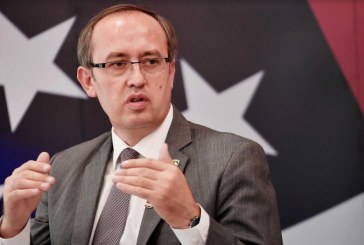Kryeministri Hoti: Ekonomia po i kthehet normalitetit