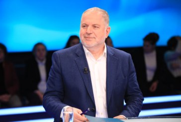 Parashikimi i Baton Haxhiut: Vetëvendosje do të marrë 37-38 %, PDK 23-24%, LDK 20%, AAK mbi 8%, Nisma 4-5%