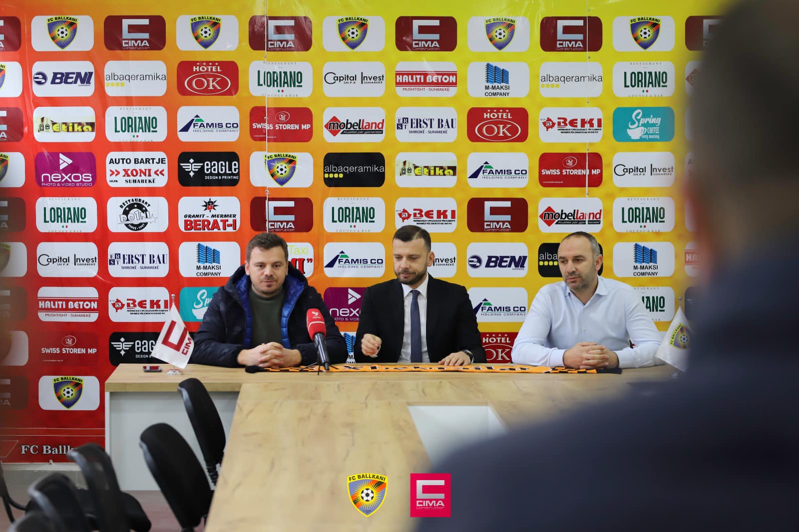 Vit i Ri strategji e re, Ballkani prezanton trajnerin e ri dhe ndihëmësit e tij