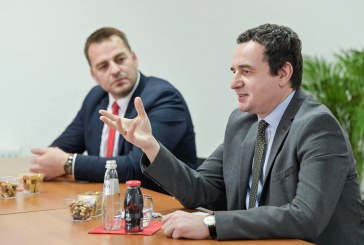 Analisti Armend Muja i bashkohet Vetëvendosjes