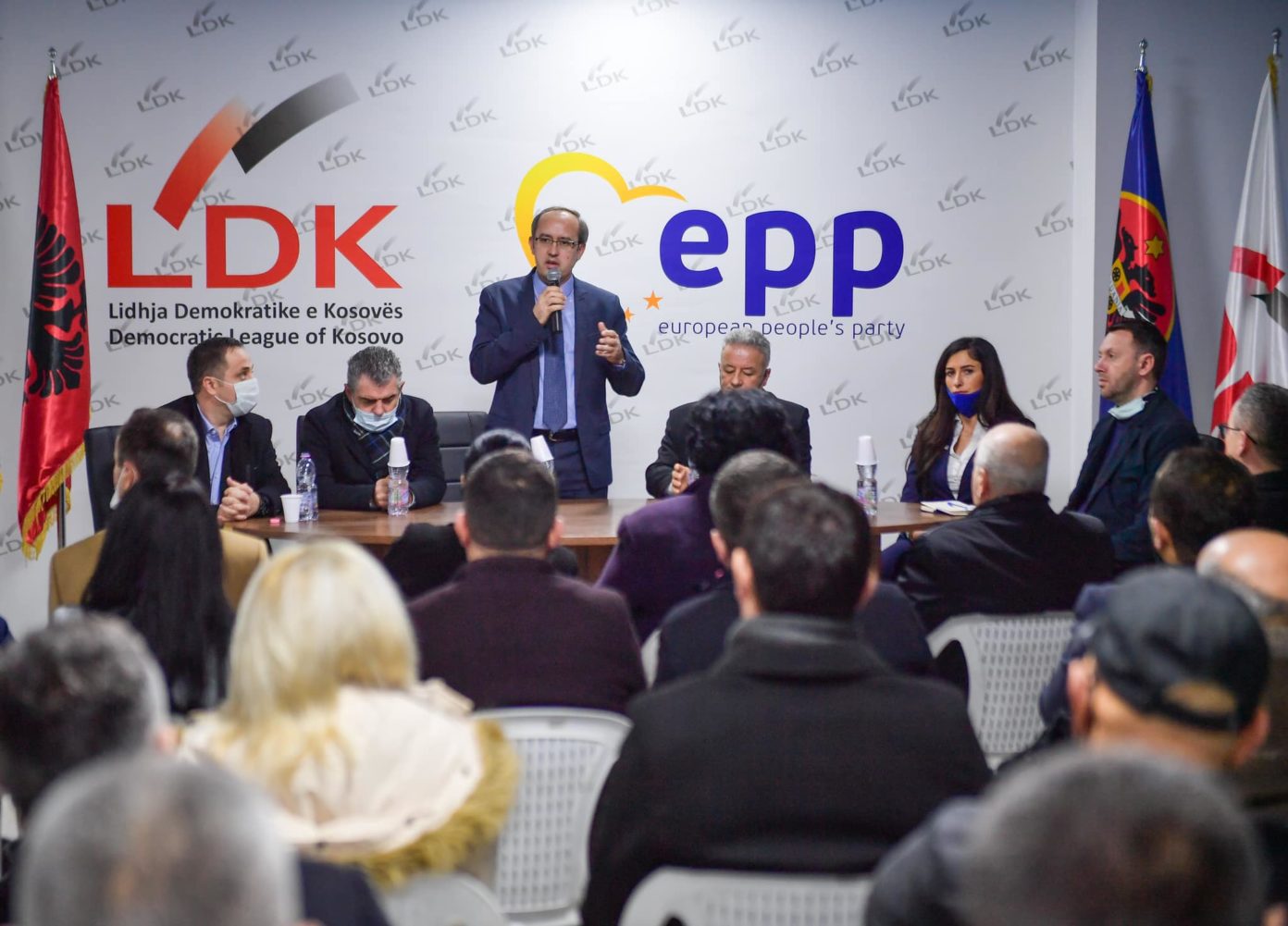 Hoti fushatë në Ferizaj: LDK është dhe do të mbetet e bashkuar