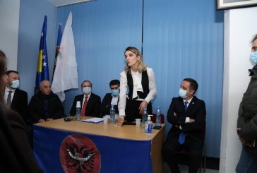 Lutfi Zharku në përkrahje të rinisë. Prezanton Ardita Rrahmanin si kandidate për deputete
