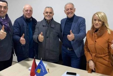 Babai i Rashicës del hapur në përkrahje të PDK-së