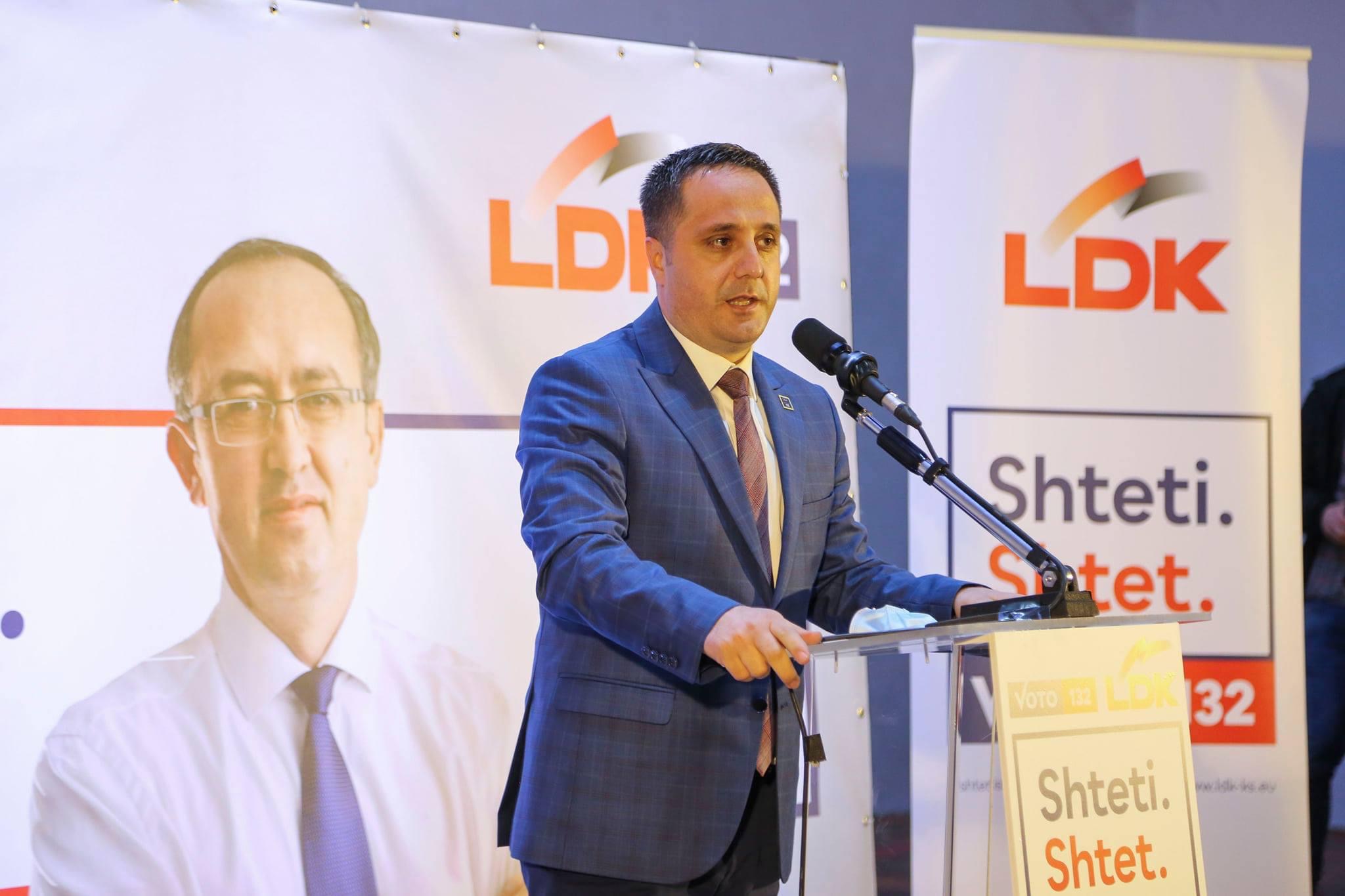 Gjonaj, Rogova dhe Gjakova mbështesin Driton Selmanajn për deputet