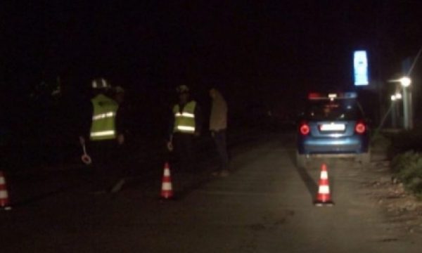Aksident në Deçan, tetë persona dërgohen në Spitalin e Pejës, dyshohet se janë kandidatë për deputetë të AAK’së