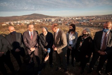 Hoxhaj e nis fushatën në Mitrovicën Veriore, zotohet për kthimin e shqiptarëve në këtë pjesë të vendit