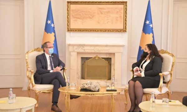 Osmani e Hoti shkelin Ligjin për AKI’në, institucioni pa drejtor