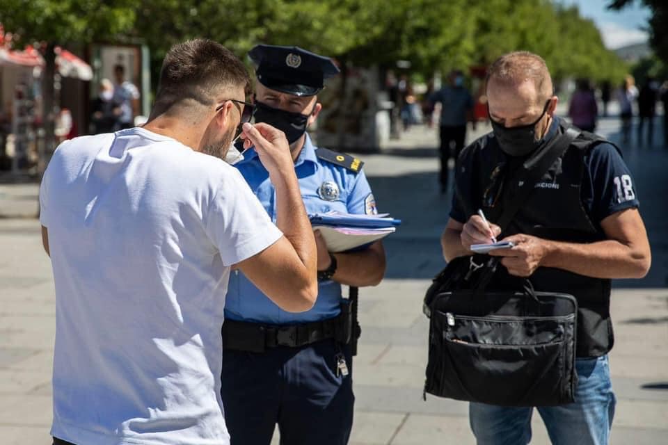 Gjobiten 548 qytetarë për mos respektim të masave kundër COVID-19