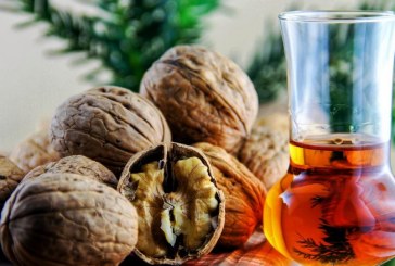 Receta e vjetër për rakinë e arrës: Shëron gjëndrën tiroide, përshpejton metabolizmin!