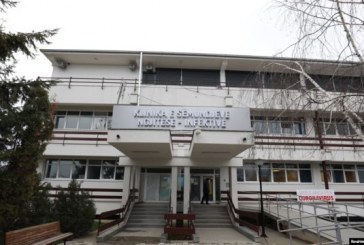 Dy mjekë ri-infektohen me koronavirus, nga Oda e Mjekëve flasin për gjendjen e tyre