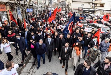 Albin Kurti dhe Vjosa Osmani, mbajnë tubime me flamurin dardanë