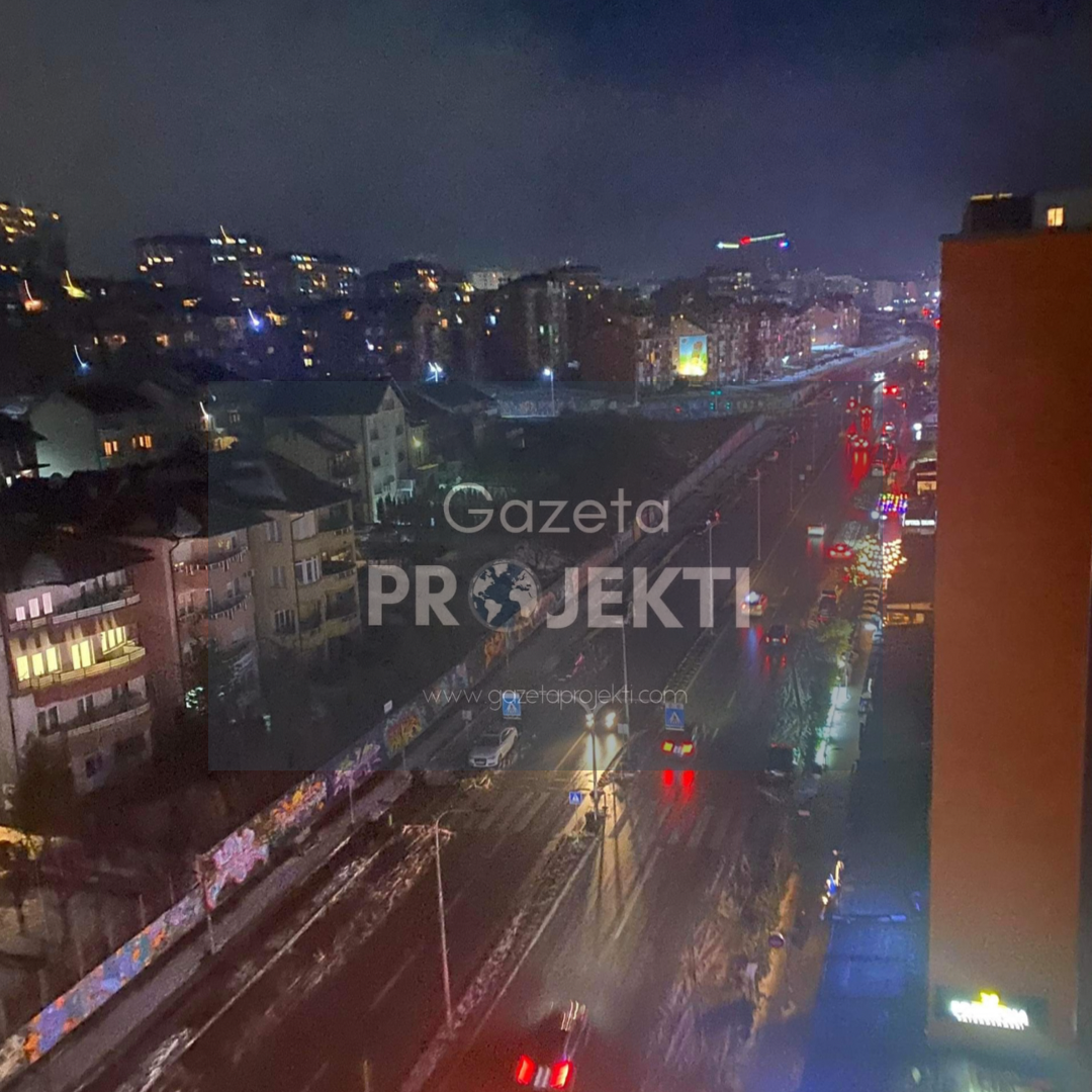 Dy persona të plagosur në rrugën B, njëri kalimtar rasti