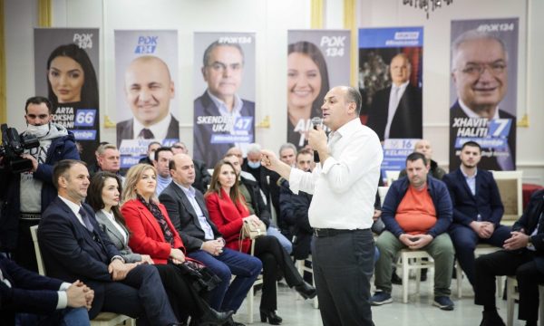 Hoxhaj në Pejë: Goditjen e rëndë e kthyem në forcë, me 14 shkurt bashkë do ta rimëkëmbim Kosovën