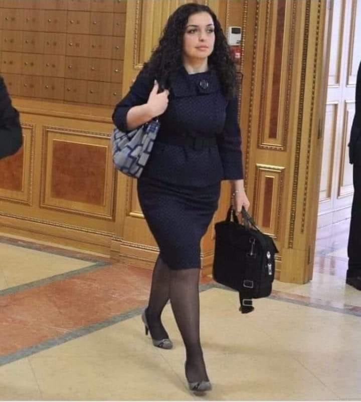 Vjosa Osmani do të votojë nesër në ora 10:00