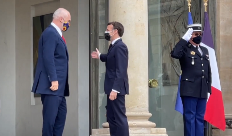 Edi Rama pritet nga Macron