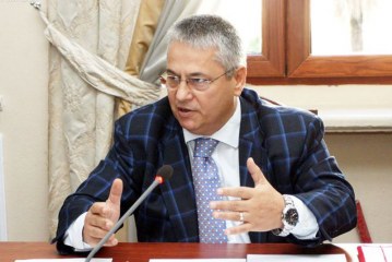 Vdes ish-kryeministri shqiptar Bashkim Fino, ishte infektuar me Covid
