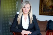 Meliza Haradina mbetet jashtë Kuvendit