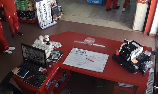 Biseda telefonike që Prokuroria thotë se e acaroi dorasin – Çka foli ai me vajzën e hallës para se ta vriste Agonis Tetajn