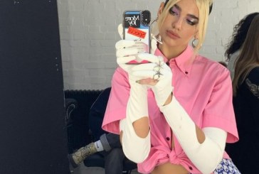 Dua Lipa feston një vjetorin e albumit “Future Nostalgia”: Nuk mund ta besoj se si ka kaluar ky vit