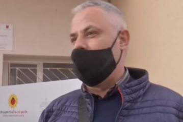 U vaksinua para pesë ditëve në Kukës me AstraZeneca: Mjeku kosovar flet për gjendjen e tij