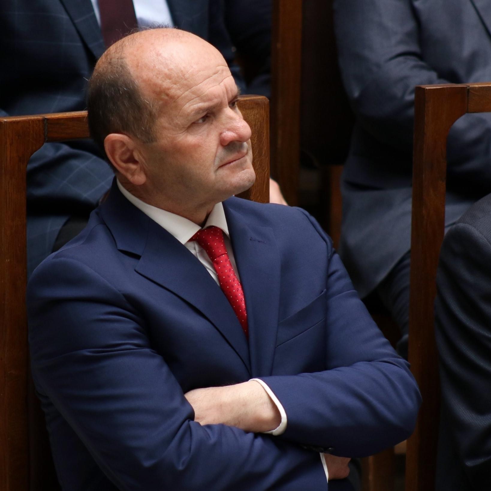 PARTIA DEMOKRATIKE E KOSOVËS DHE SFIDAT E SAJ SOT