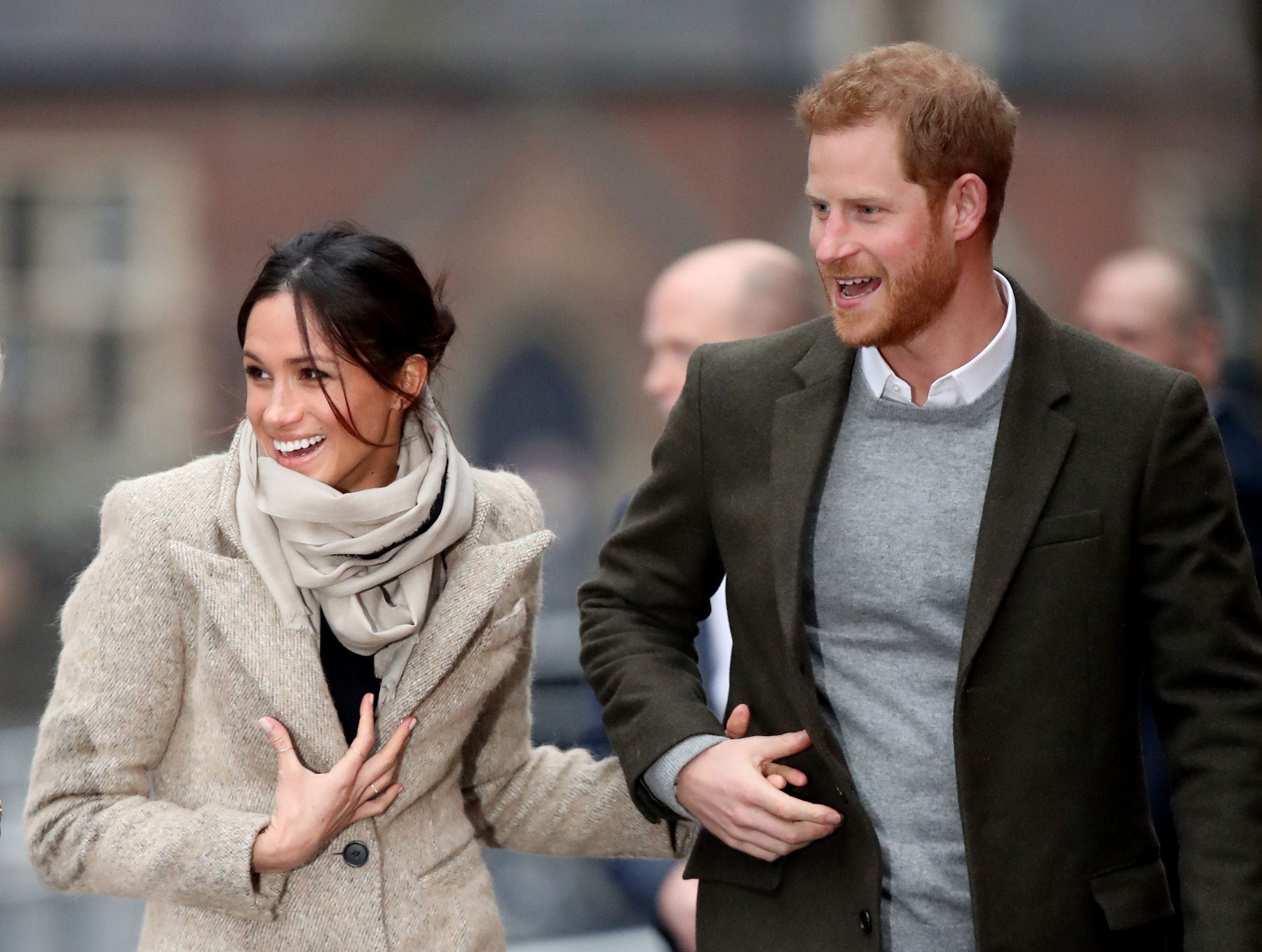 HARRY DHE WILLIAM TELEFONUAN ME NJERI- TJETRIN