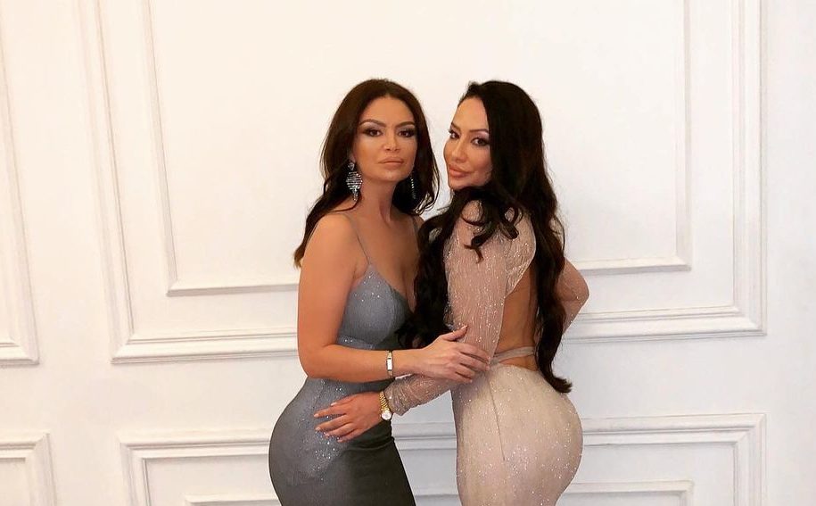Më sexi se kurr, motrat Ismajli reklamojnë të pasmet