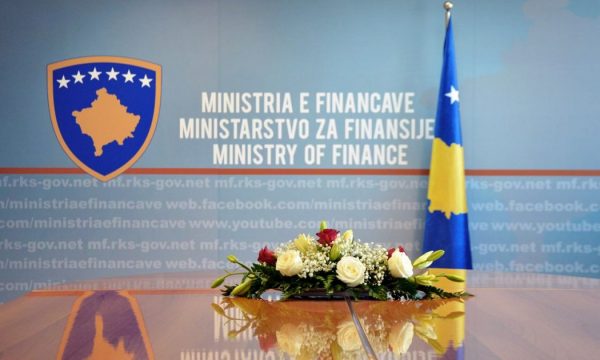 Ministria e Financave me njoftim për pagesën e dytë të shtesave për mësimdhënësit