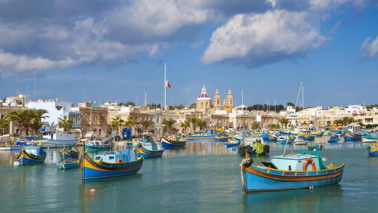 Malta i ofron 200 euro çdo turisti që e viziton këtë vend, kushti i vetëm është që duhet të qëndrojë të paktën tri ditë