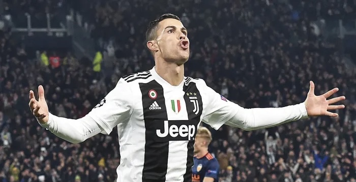 Juventus merr një fitore të lehtë