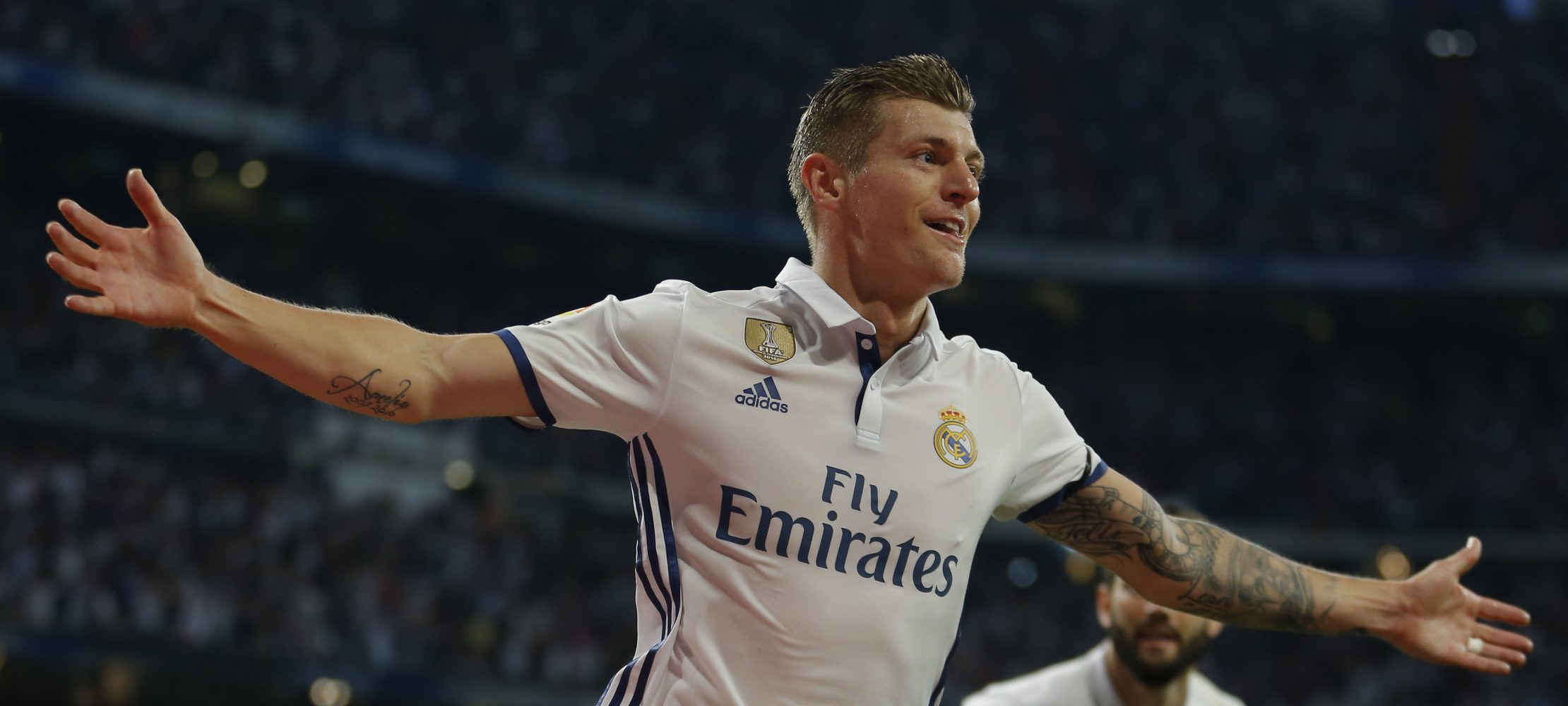 Pas Benzemas shënon edhe Toni Kroos