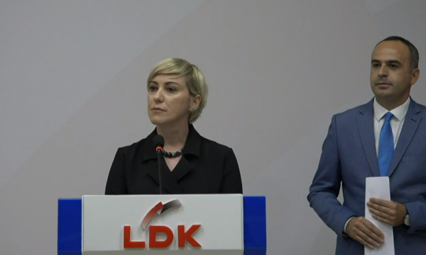 LDK: Po vazhdon kapja e shtetit nga Vetëvendosje