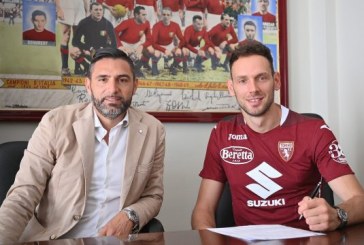 Zyrtare: Berisha nënshkruan për tri sezone me Torinon, duel me një serb për rolin e titullarit