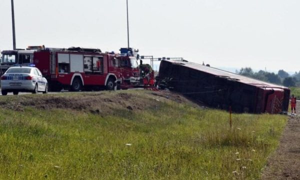 Një çast gjumi tragjik duke vozitur, me kaq vite burg mund të dënohet shoferi i autobusit