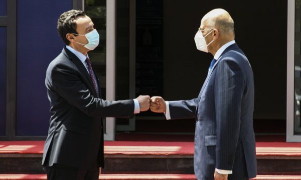 Ministri i Jashtëm grek: Pavarësia e Kosovës nuk e shkel të drejtën ndërkombëtare