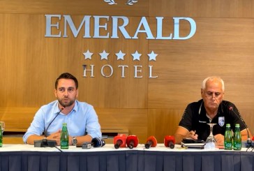 Challandes “bërtet” në konferencë për shtyp: Kosova duhet të ndryshojë!