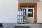 148 pacientë me Covid të shtrirë në Spitalin e Pejës, 39 në gjendje të rëndë