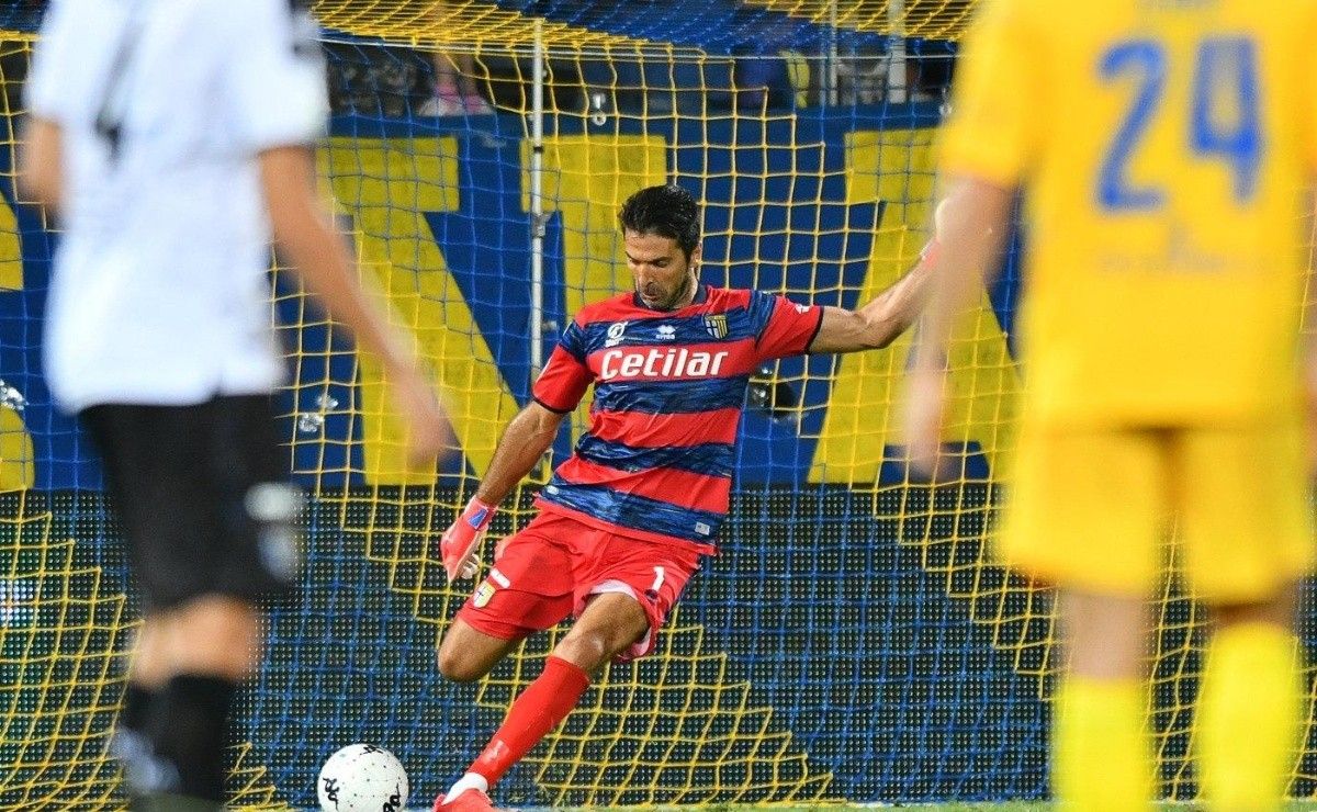 Buffon tregon arsyen pse zgjodhi Parman dhe zbulon ëndrrën për të ardhmen