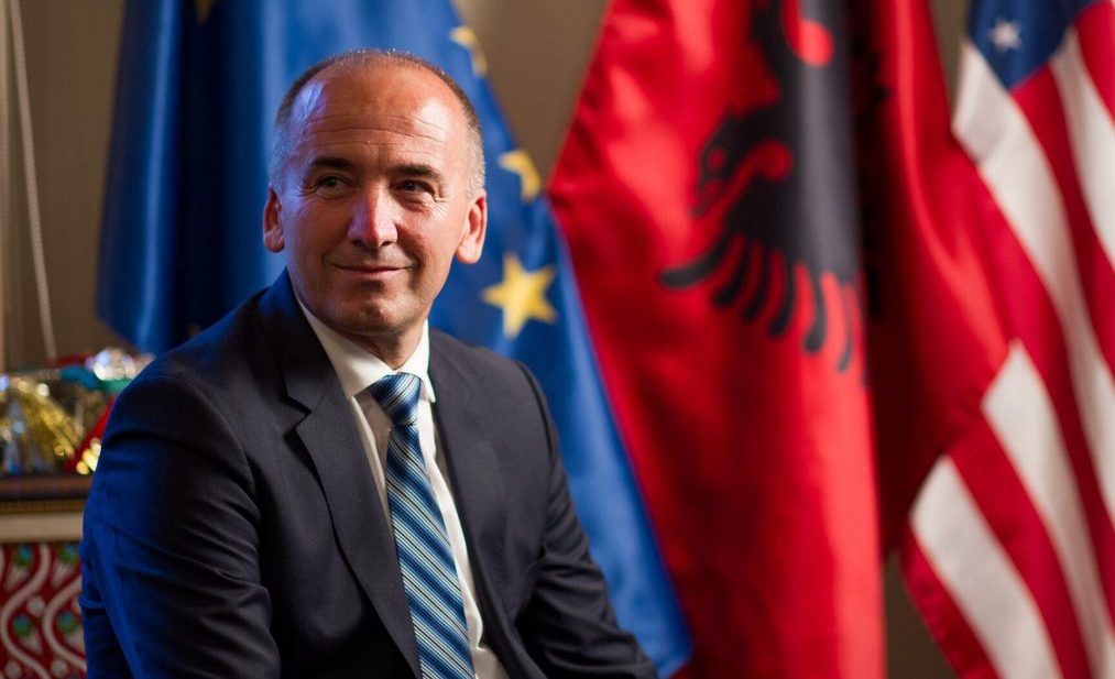 Sondazhi i Klan Kosovës për Pejën: Gazmend Muhaxheri i LDK-së i pari me 52.3%