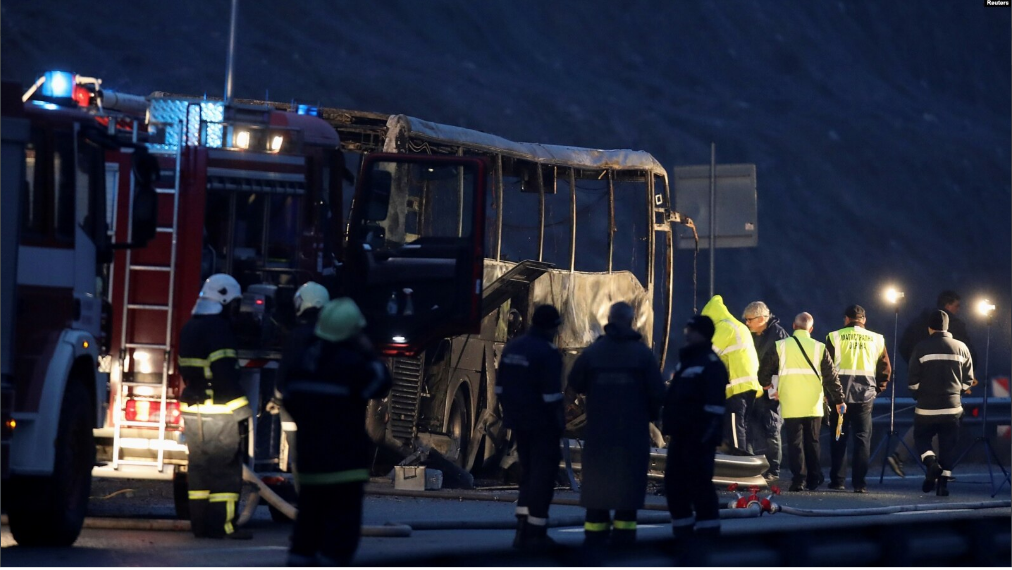 Publikohen pamjet e autobusit nga aksidenti me 46 të vdekur në Bullgari